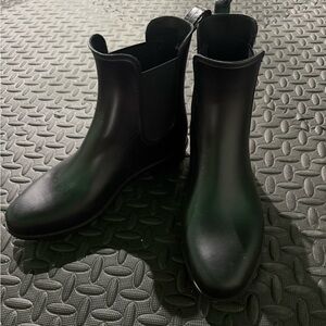 Women’s Black Rubber Chelsea Boots